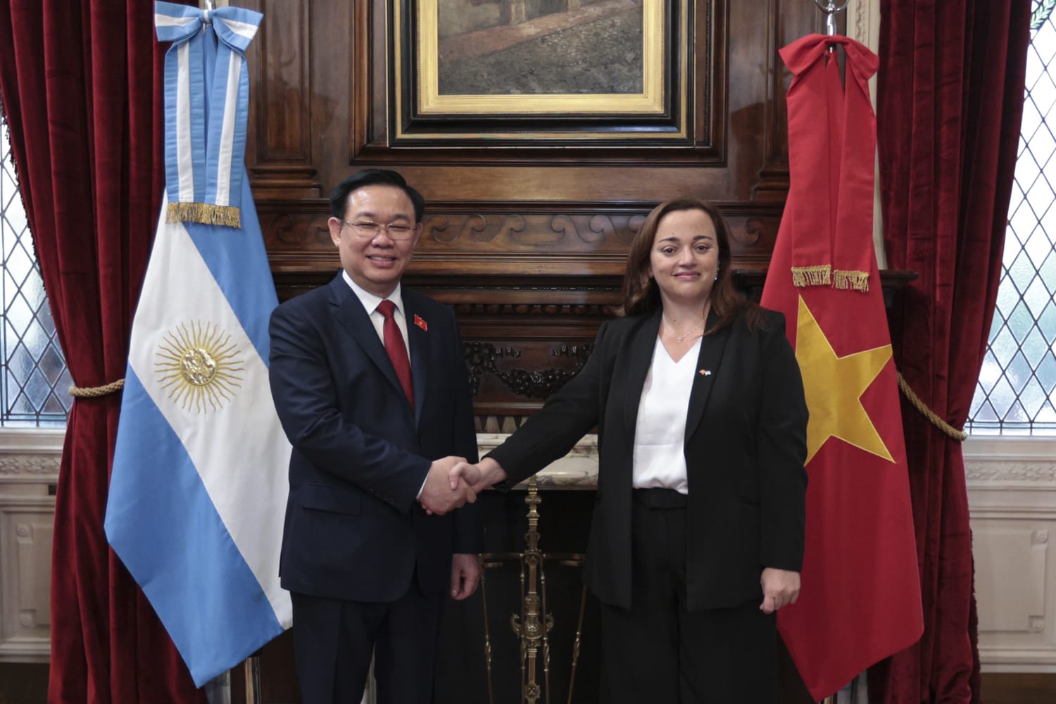 Cecilia Moreau recibió a su par de Vietnam para promover la cooperación económica y parlamentaria entre ambos países