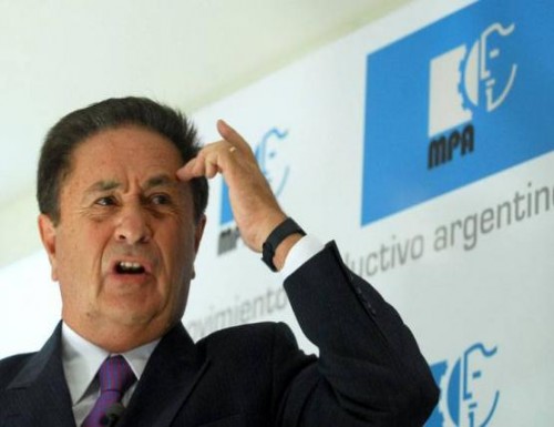 Desde sus pagos intenta revivir para el 2011
