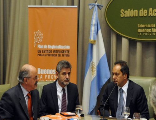 El gobernador Scioli se reunió en La Plata con referentes kirchneristas 