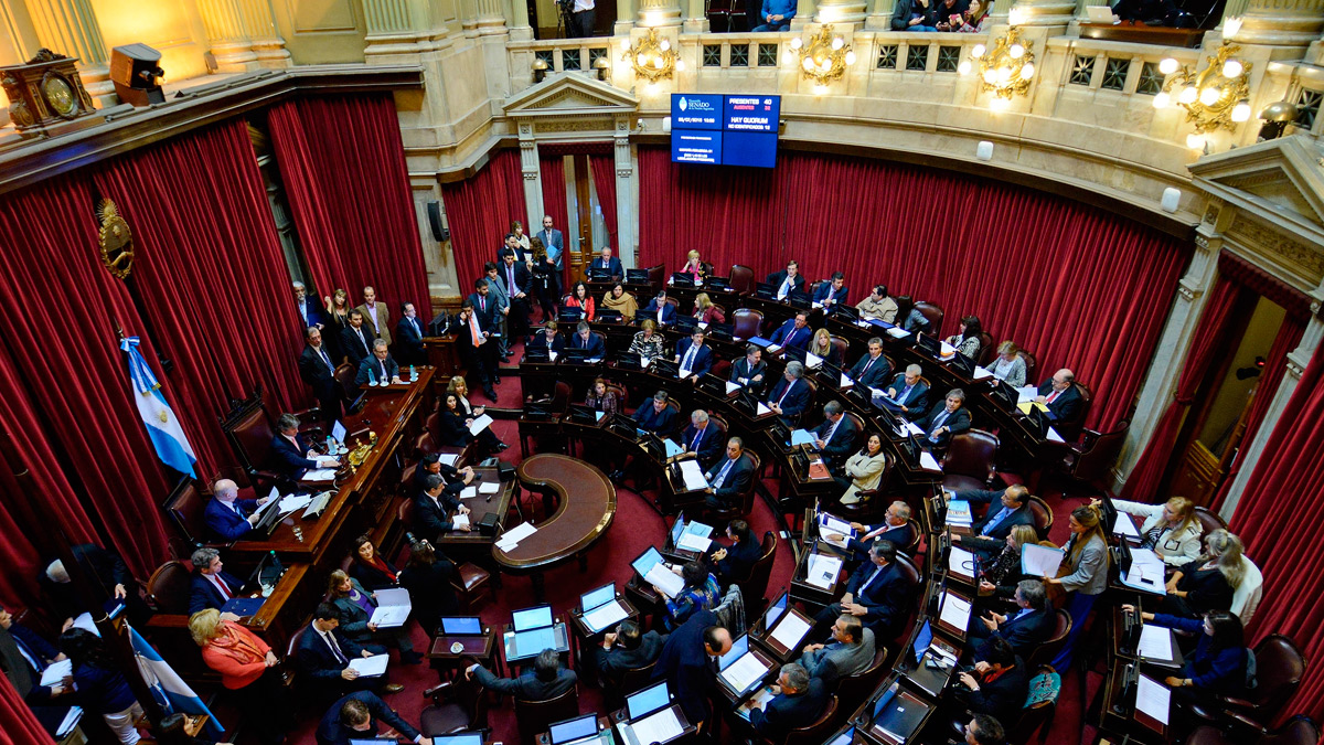 La disputa del peronismo por la conducción en el Senado 