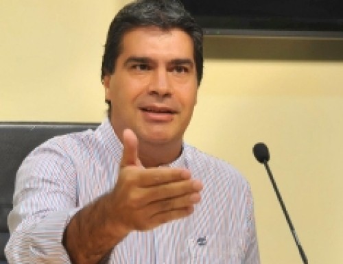 Para Capitanich las candidaturas presidenciales deben definirse en 2015