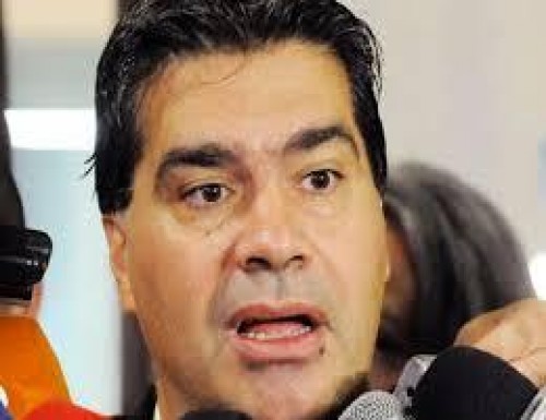 Capitanich arma un acto en Avellaneda