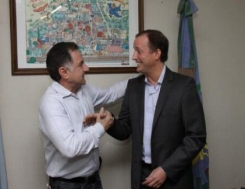 Insaurralde se muestra con Pereyra y agita la pelea por la gobernación