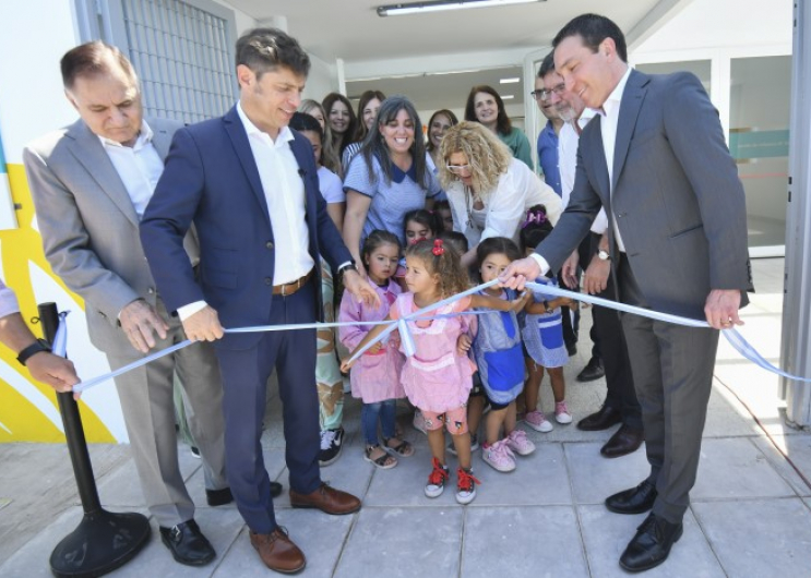 Axel Kicillof inauguró más obras escolares y criticó a Milei por desfinanciarlas: 