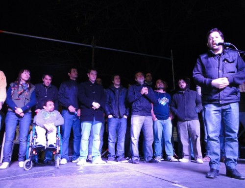 Larroque y Ottavis marcan la cancha en la apertura de un local en La Plata