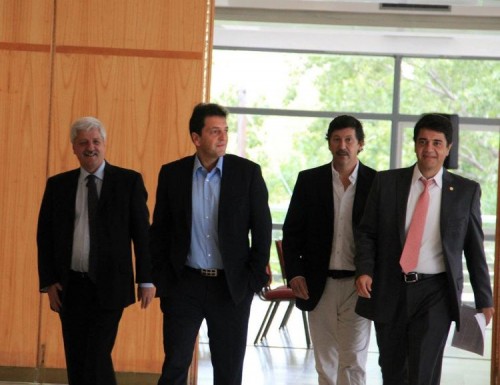 Con críticas a Scioli, se reunieron Massa, Macri, Posse y Andreotti