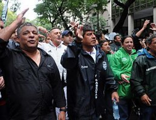 Moyano se cruza con los “gordos” de la CGT 