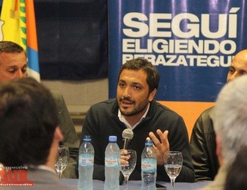 me parecen oportunas la reuniones con personas que atacan la persona de la Presidenta