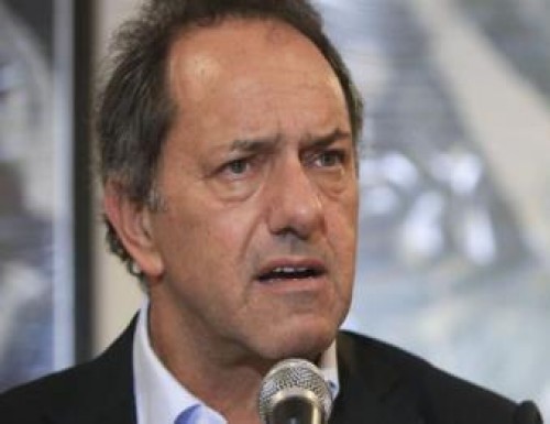 Scioli en La Plata presentó su documental 