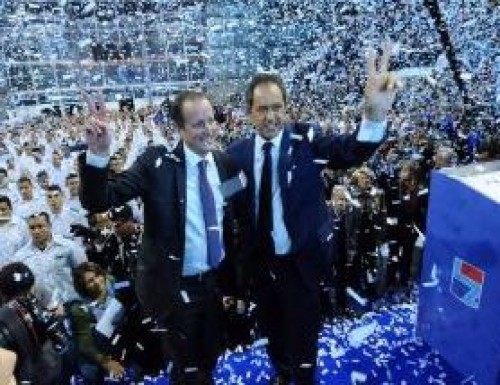 Baño de humildad: bajó Insaurralde su precandidatura a gobernador