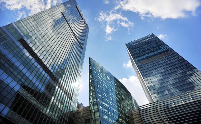 Créditos en mora y cheques rechazados, dos indicadores clave para las empresas se dispararon por la tensión financiera
