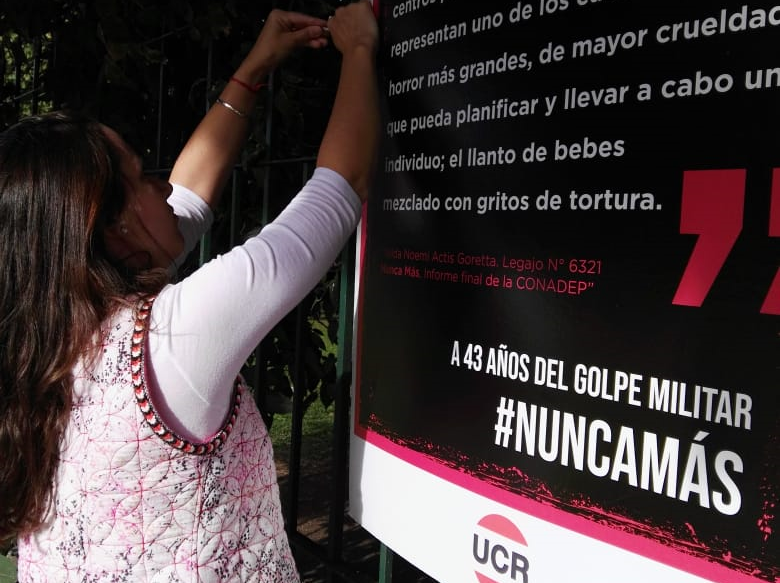 Jóvenes de la UCR realizaron campaña  