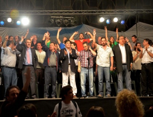 Multitudinario acto del kirchnerismo por el Día de la Lealtad en Córdoba 
